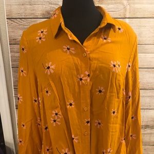 Women’s shirt
